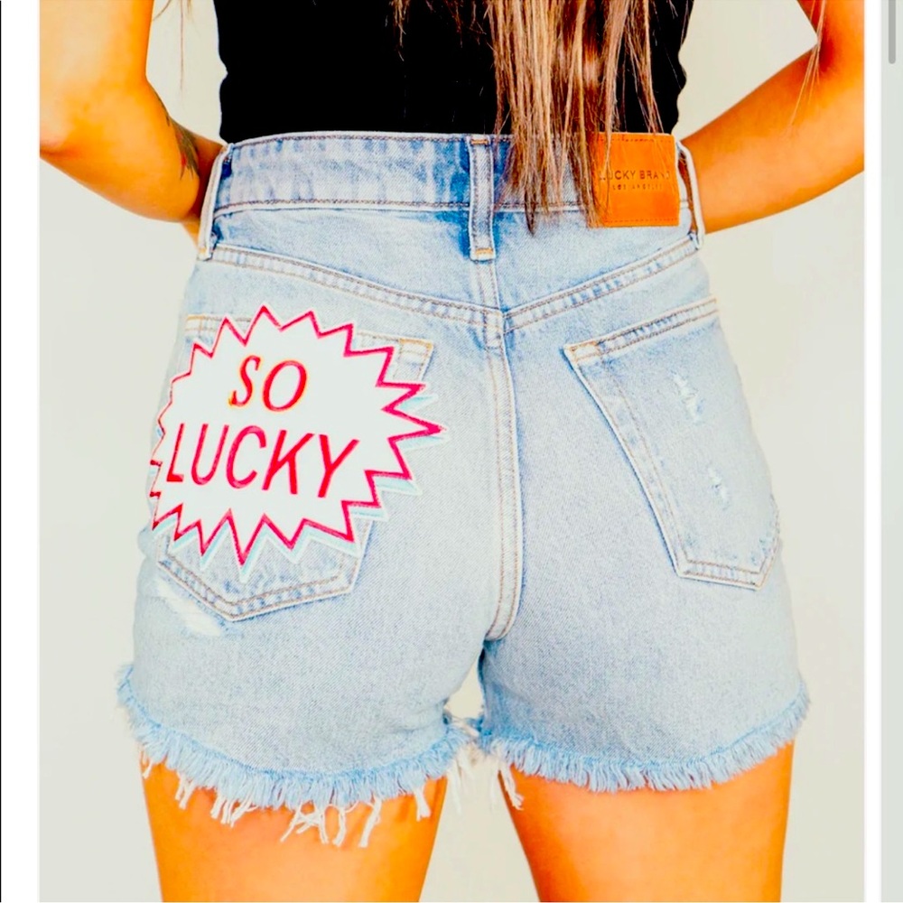 Lucky Brand SO LUCKY DENIM cut off shorts
